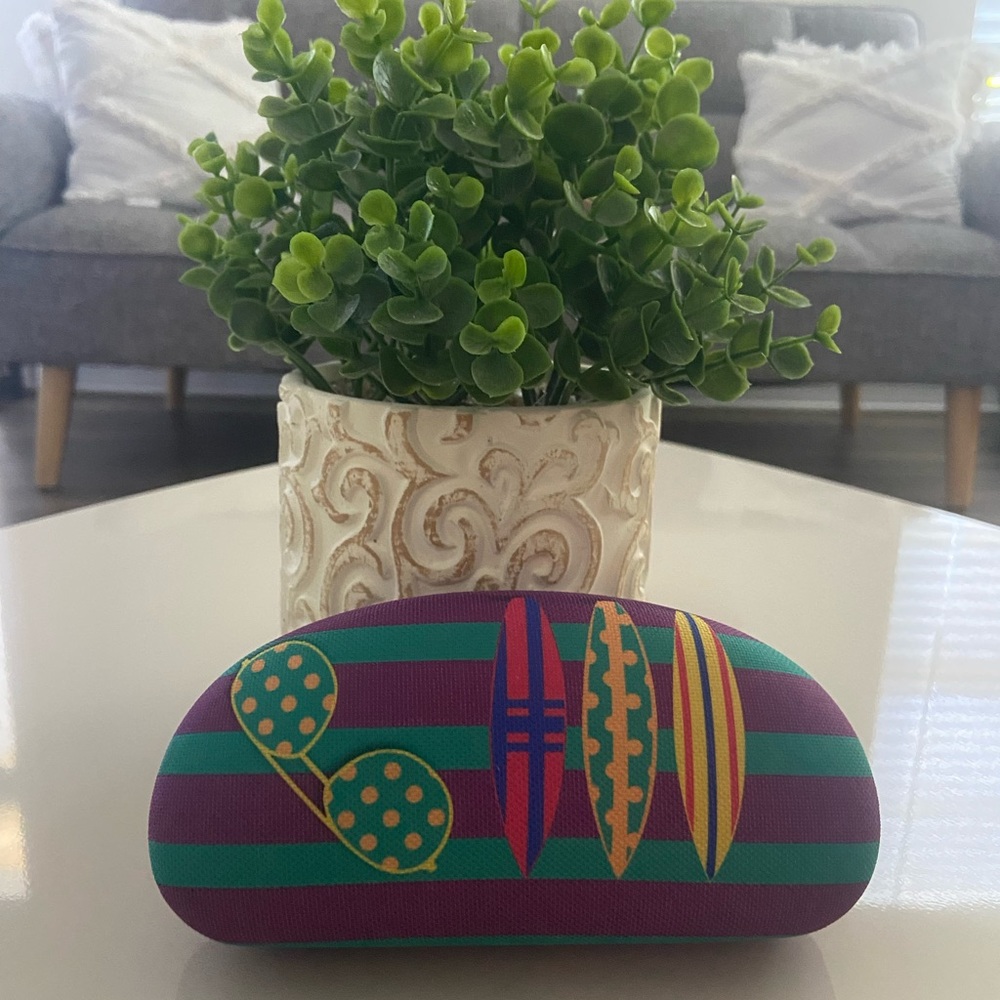 Sunglasses case